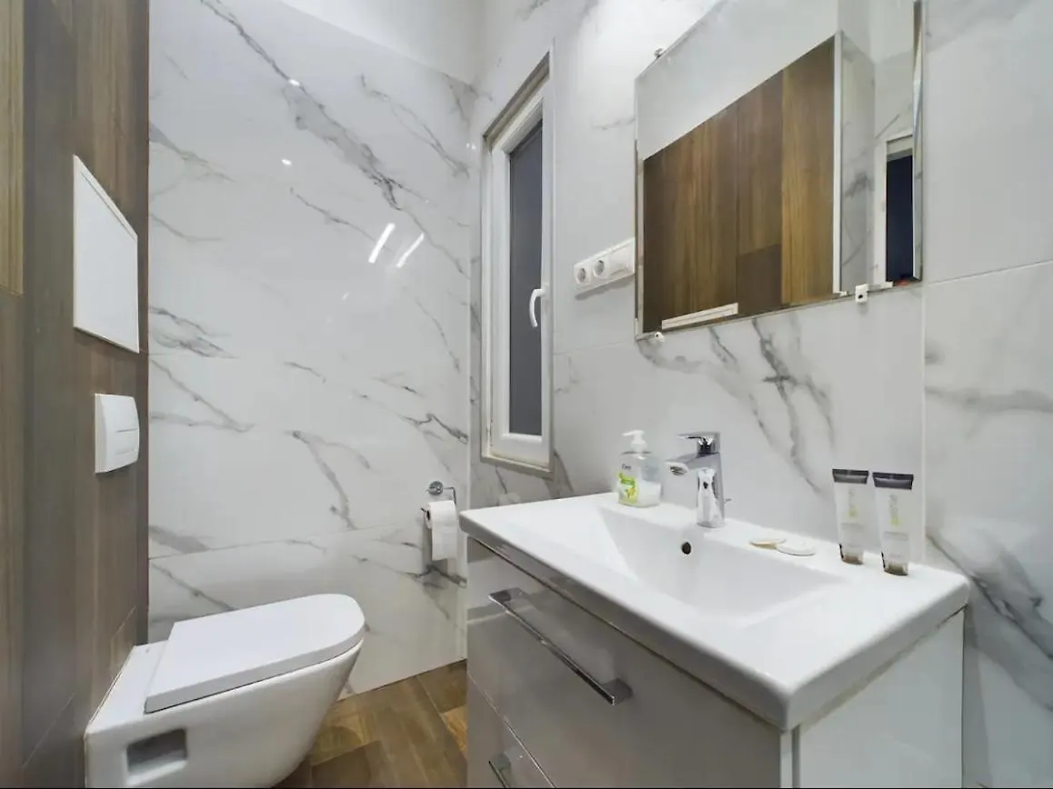 Cosy Gray Apartment In Heart Of City Budapest 0*,